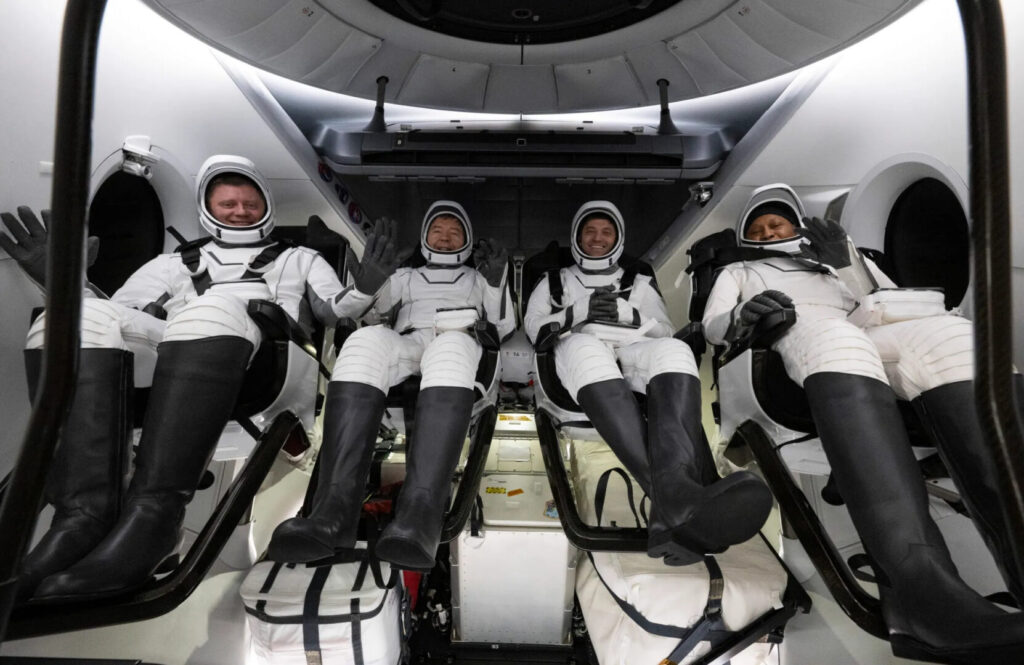 SpaceX Brings Back Four Astronauts From the ISS