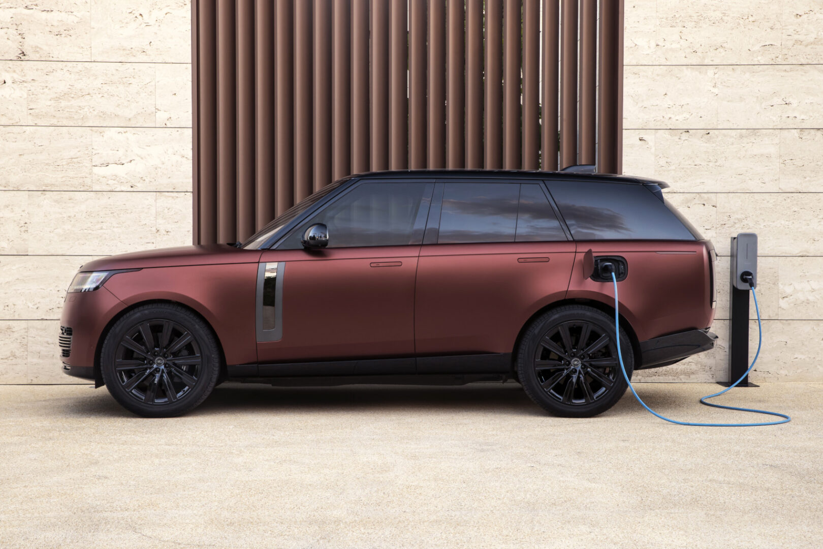 Jaguar Land Rover’s Hybrid and EV Demand Skyrockets